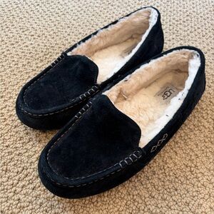 UGG Ansley Women’s Black Suede Moccasin Slippers